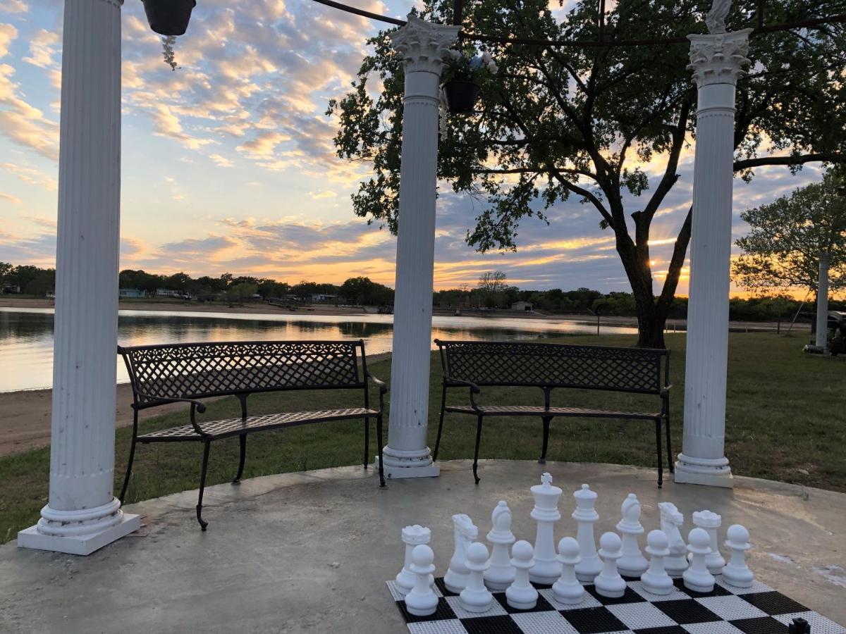 Oasis Lake Buchanan Bluffton Exterior foto