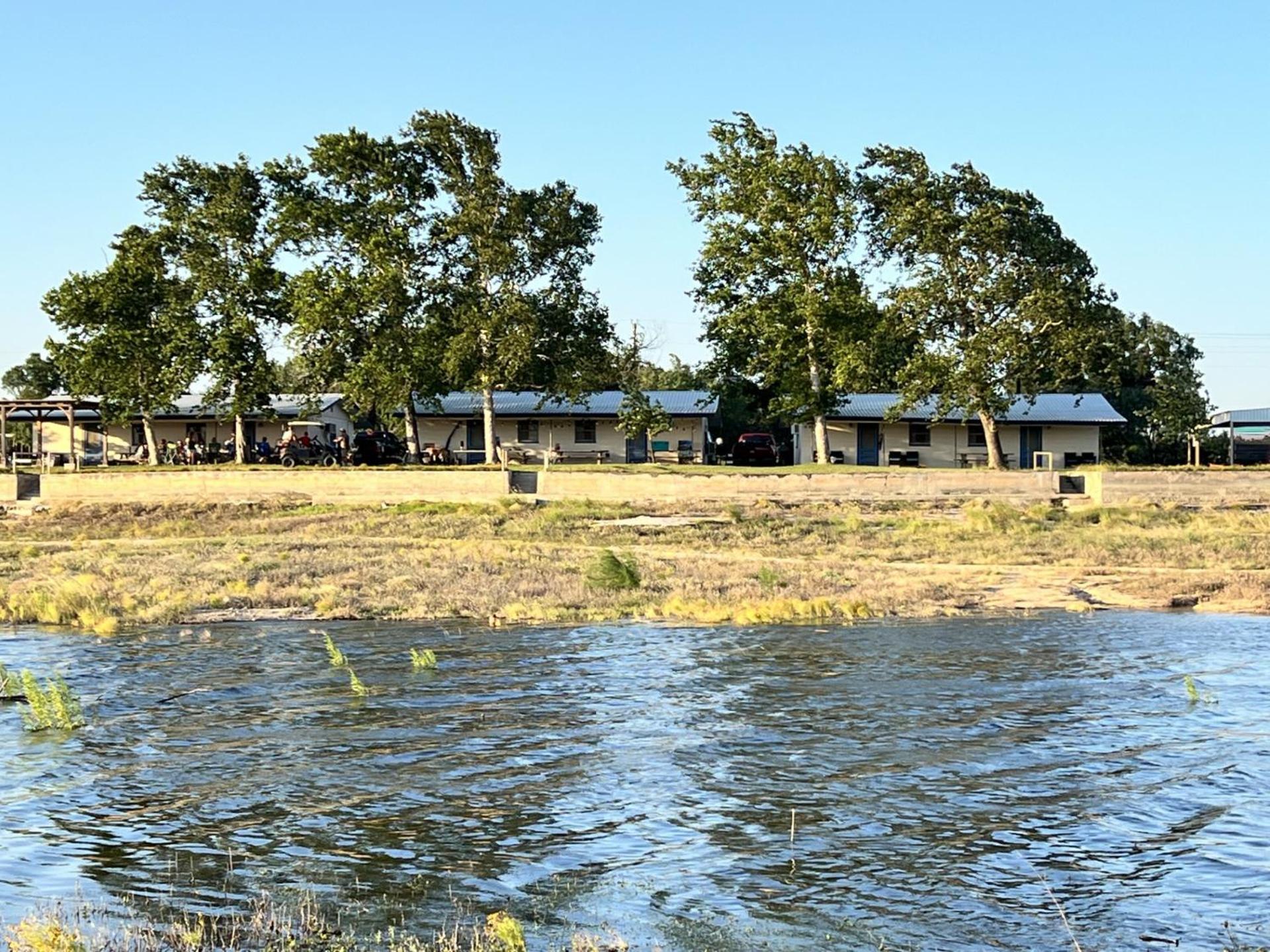 Oasis Lake Buchanan Bluffton Exterior foto